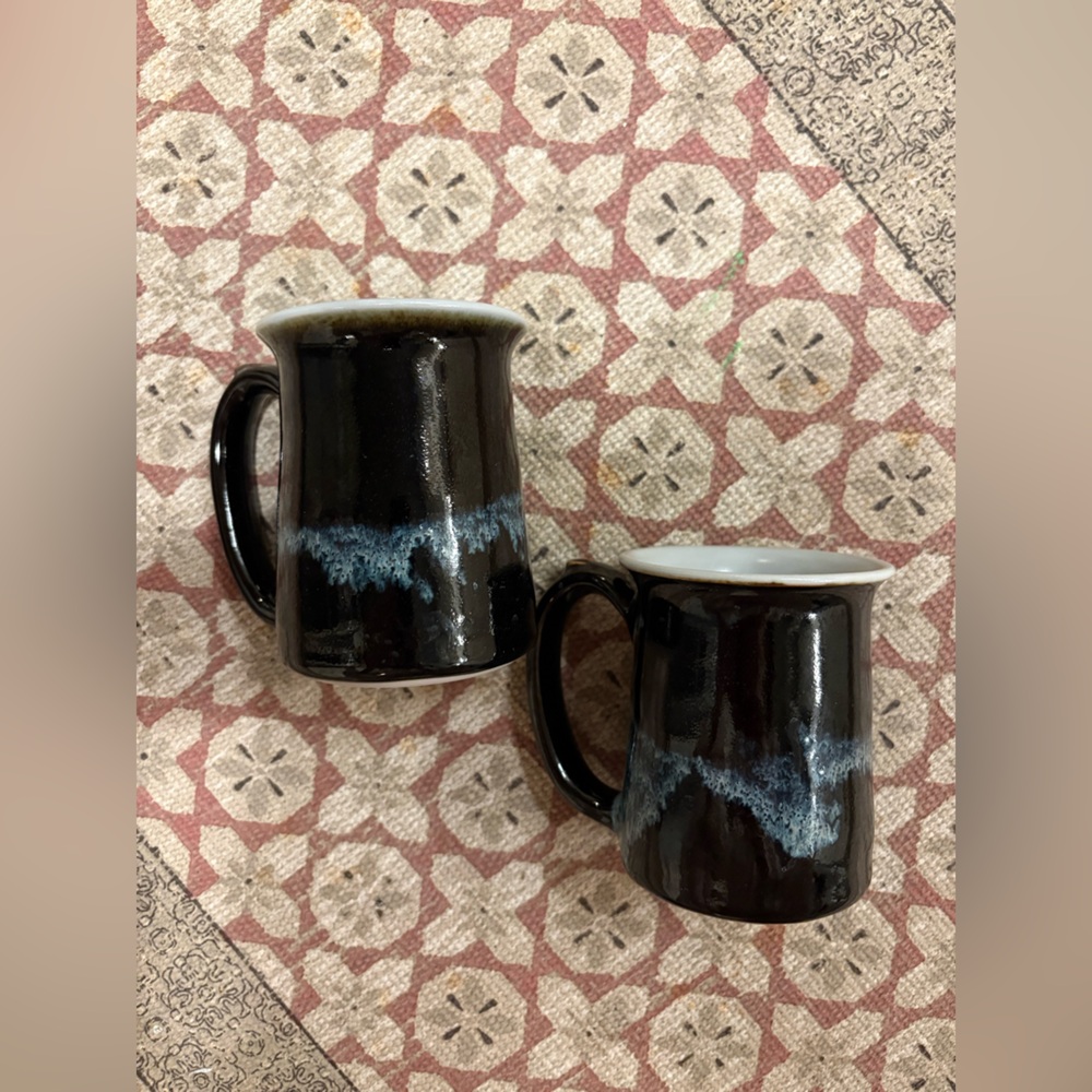 Handmade pottery  Mugs - Black with Blue Drip Glaze (Set of 2)